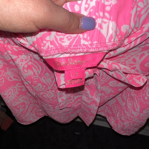 Lilly Pulitzer size 2 shorts NWOT - Picture 2 of 2